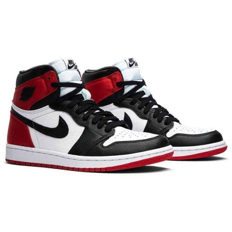 Nike Wmns Air Jordan 1 Retro High 'Satin Black Toe'.